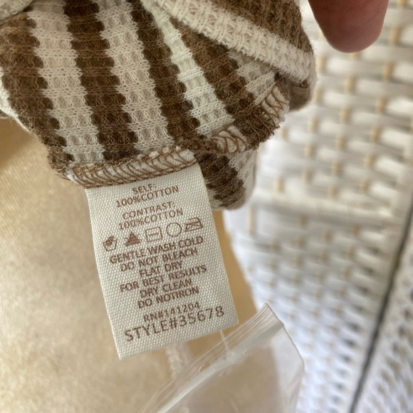 NWT Hem & Thread Thermal Stripe Tank - Picture 10 of 12